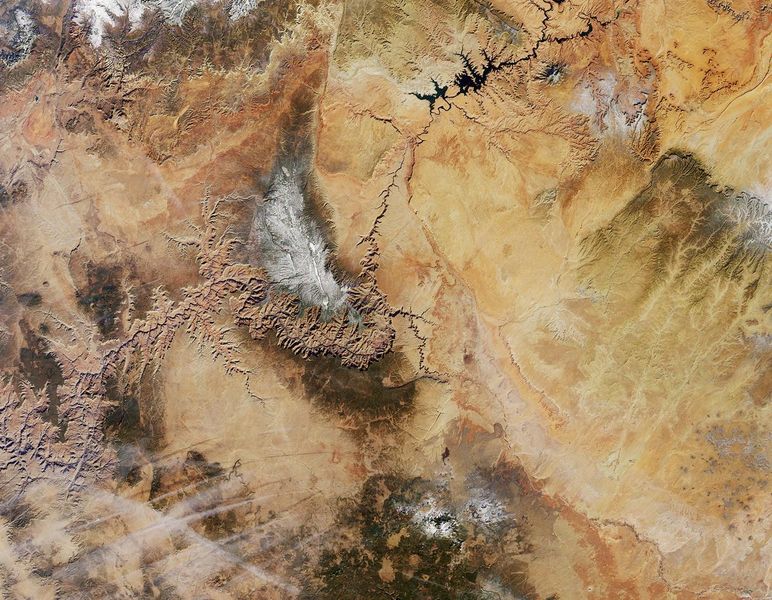 Grand Canyon z oběžné dráhy